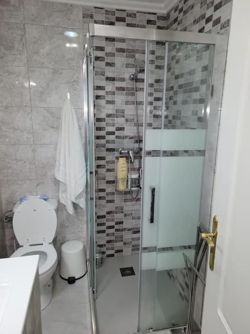 Apartamento Bajo Con Terraza Y Piscina Torrevieja Kültér fotó