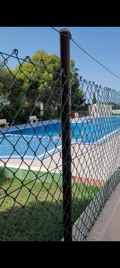 Apartamento Bajo Con Terraza Y Piscina Torrevieja Kültér fotó