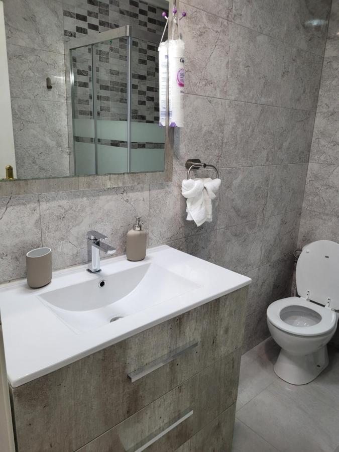 Apartamento Bajo Con Terraza Y Piscina Torrevieja Kültér fotó