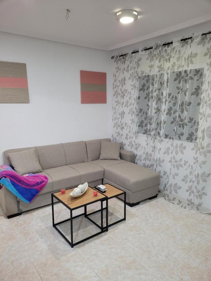 Apartamento Bajo Con Terraza Y Piscina Torrevieja Kültér fotó